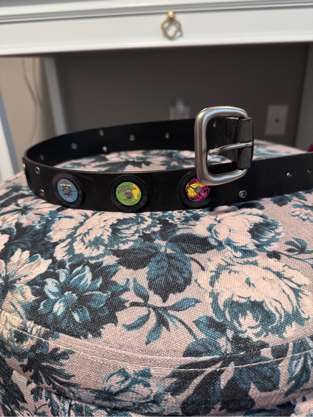 Y2K record belt
